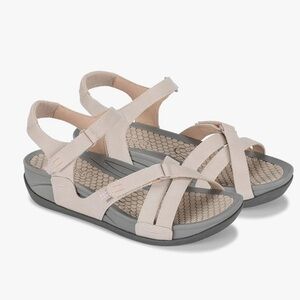 Baretraps Danny Sandals